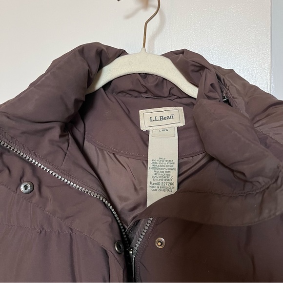L.L. Bean womens 3/4 length ultrawarm down puffer coat - Picture 4 of 7